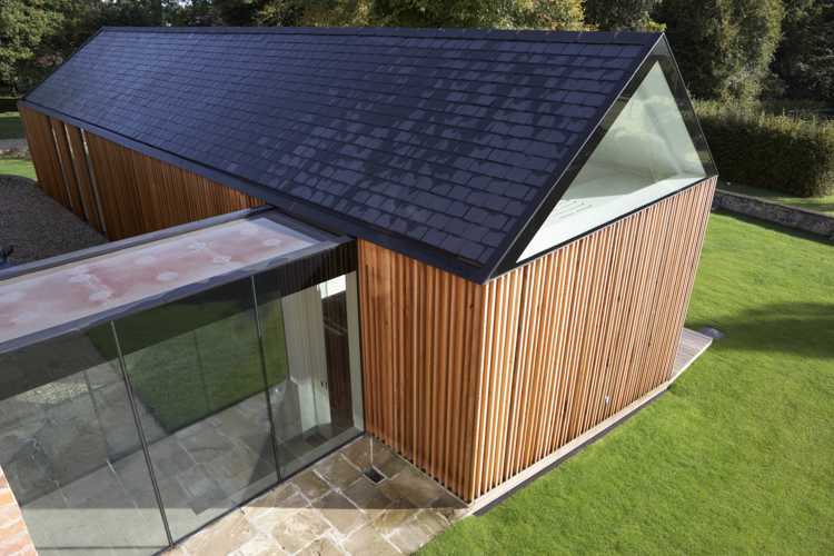 Modern rear home extension